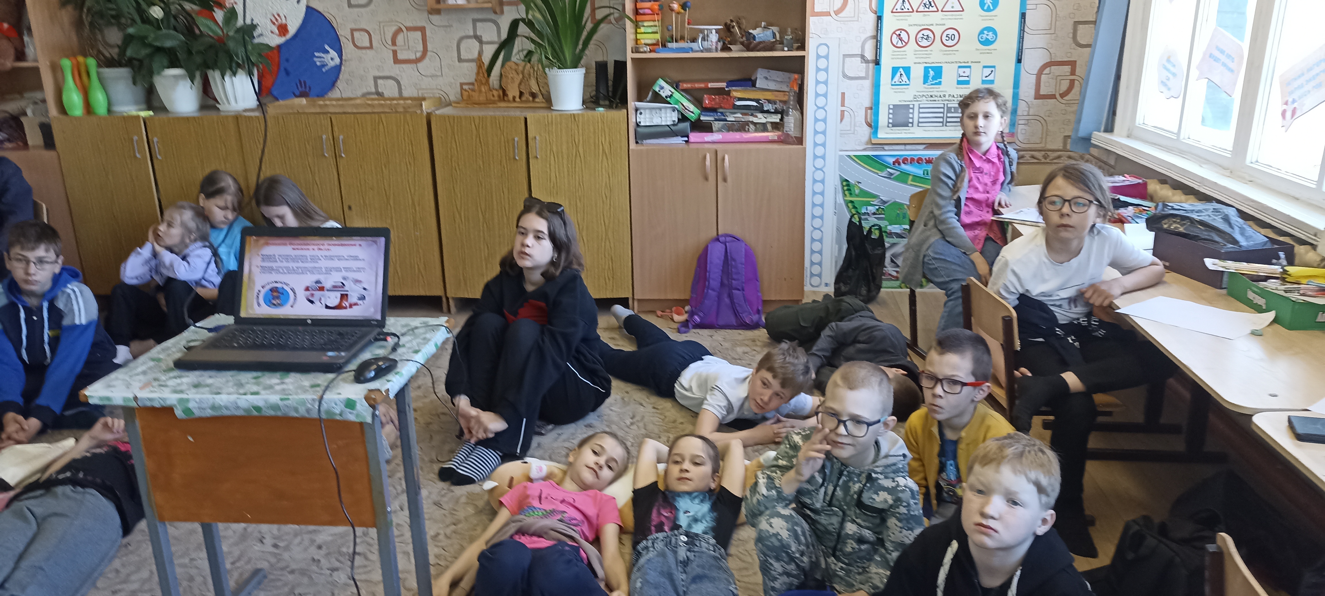 Будни Лол-2025.